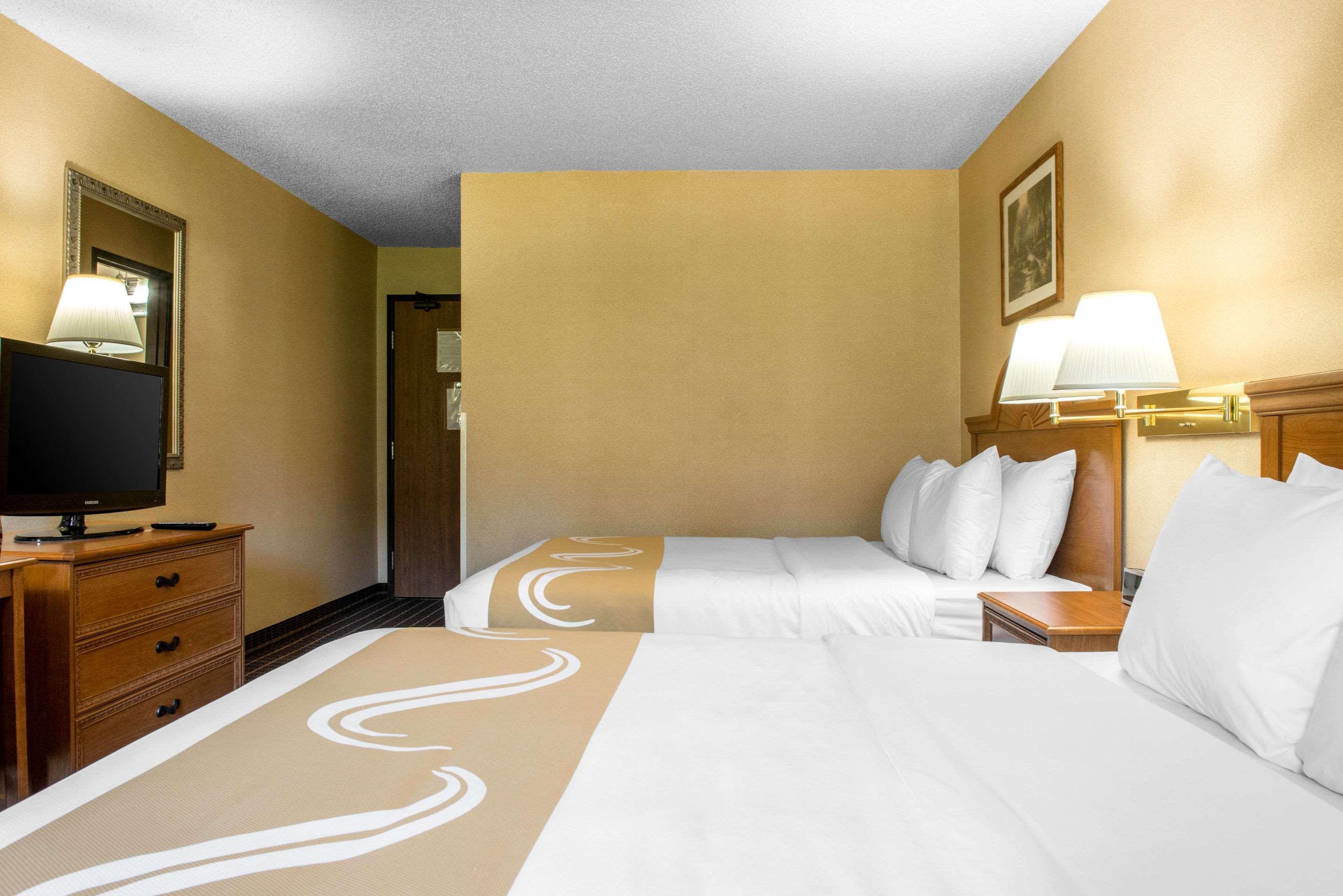 Quality Inn Meadville Eksteriør bilde