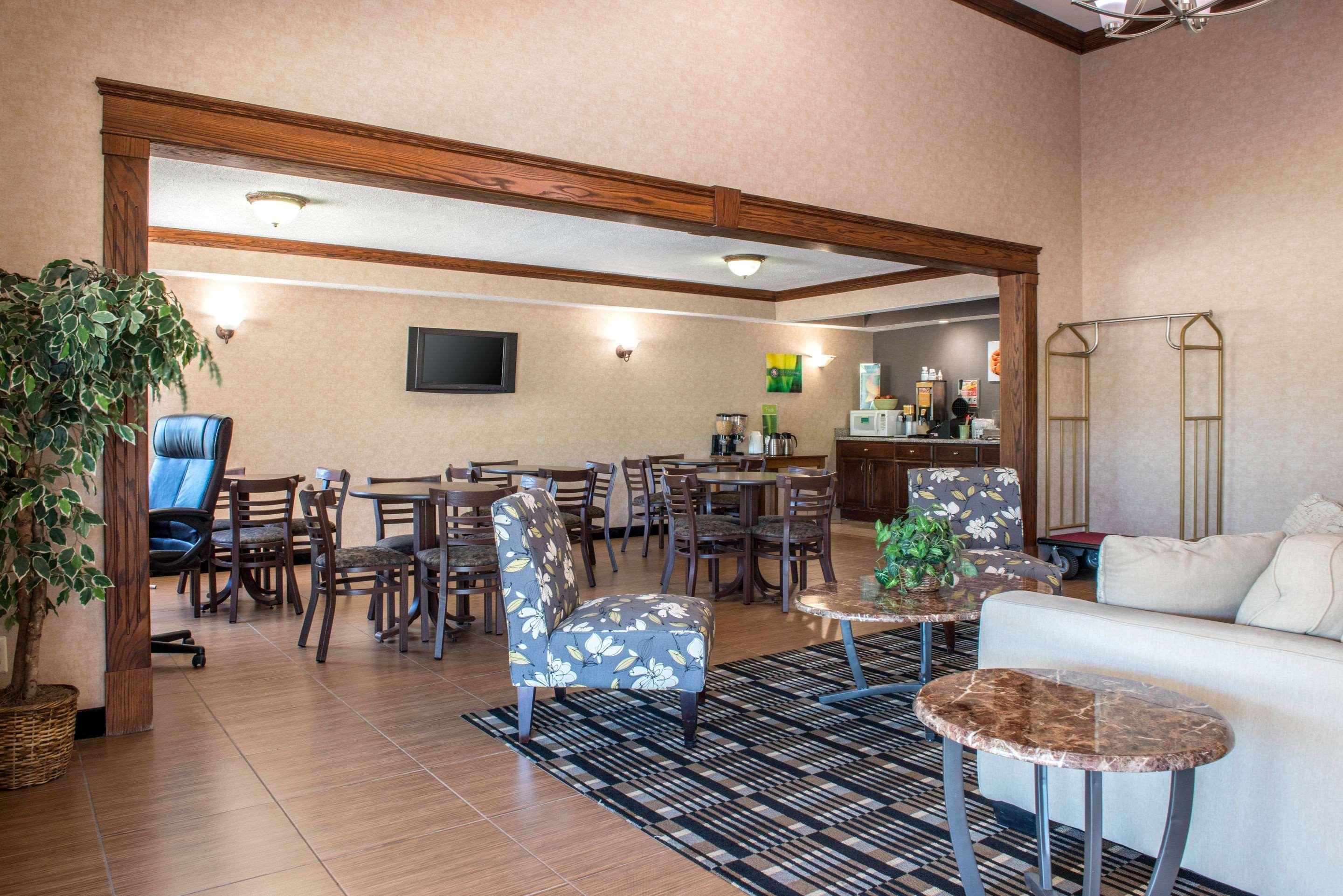 Quality Inn Meadville Eksteriør bilde